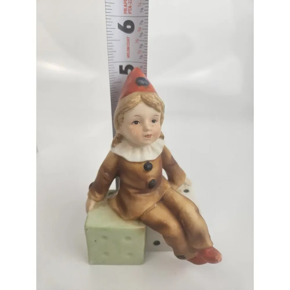 Vintage Capidimonte Ceramic Italian Clown Child Sitting on Dice Figurine‎ 5